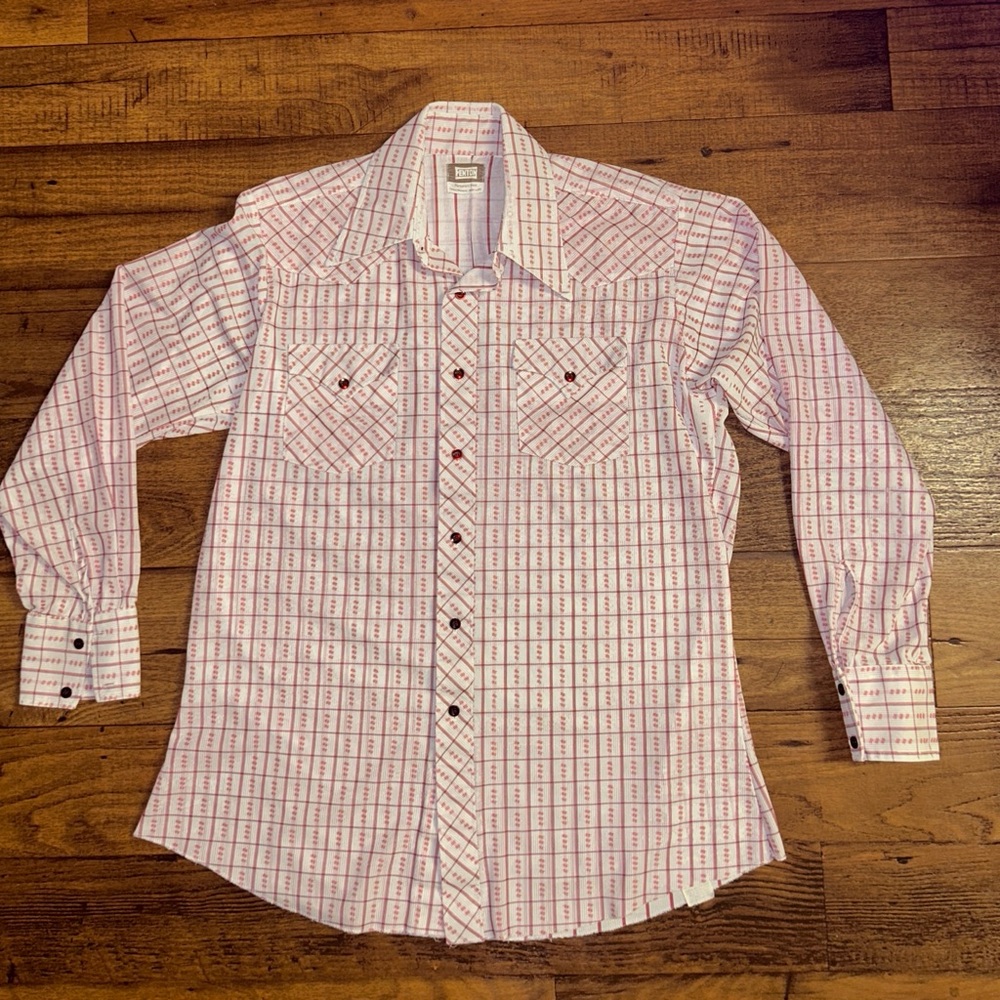 Fenton ~ Vintage (1970’s) ~Men’s Size Large ~ Western ~Red/White Checkered Shirt